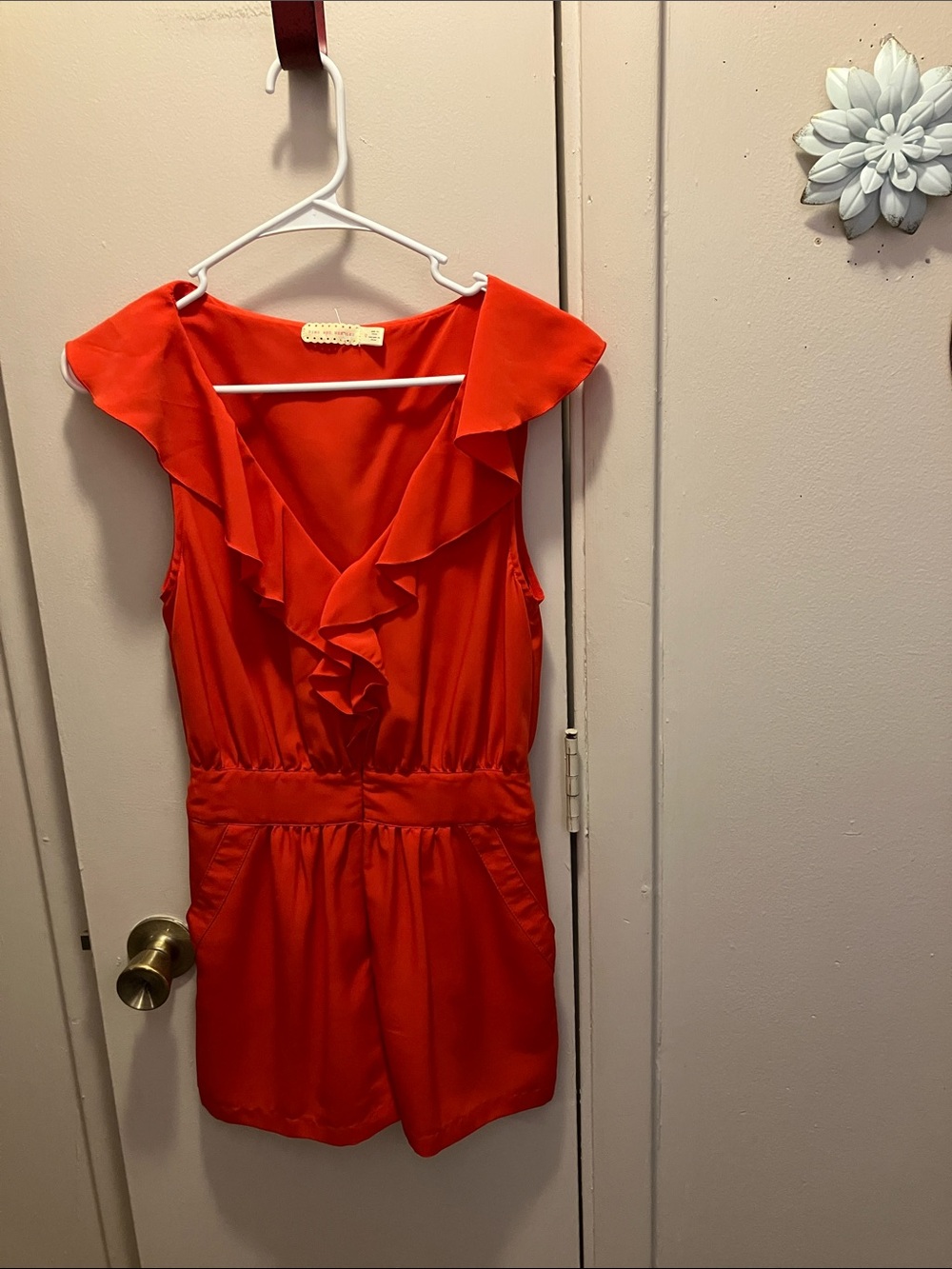 Anthropologie Pins And Needles Deep Pink Ruffle V-Neck Romper Size 0